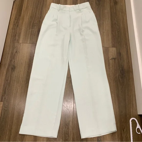 Wilfred pants light Mint Women’s straight leg Trousers size 6 with 30” inseam - Picture 6 of 8